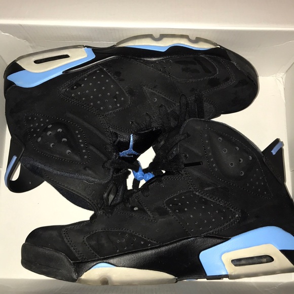 Jordan 6 Retro UNC - Picture 1 of 4